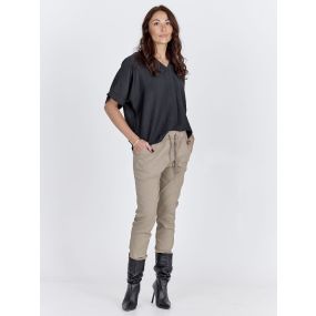 Carmen plain trouser 02-12-125