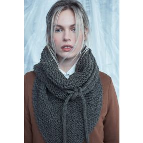 Hand knitted scarf 21429 gray