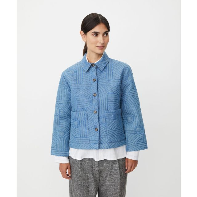 MaJalindra chambray Quilt Embroidery