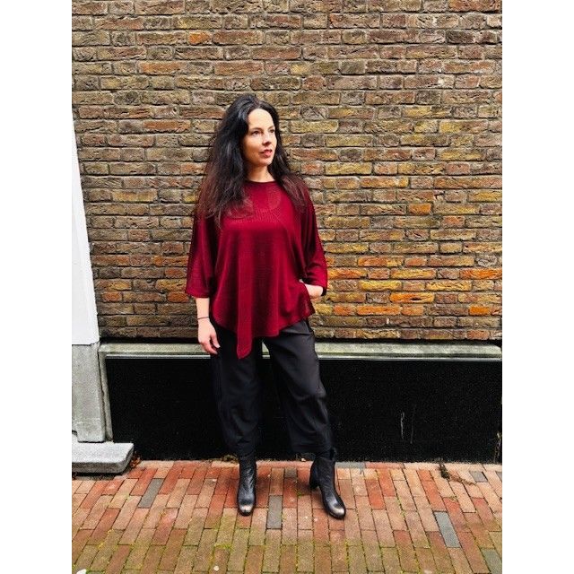 asymmetric top red 21800