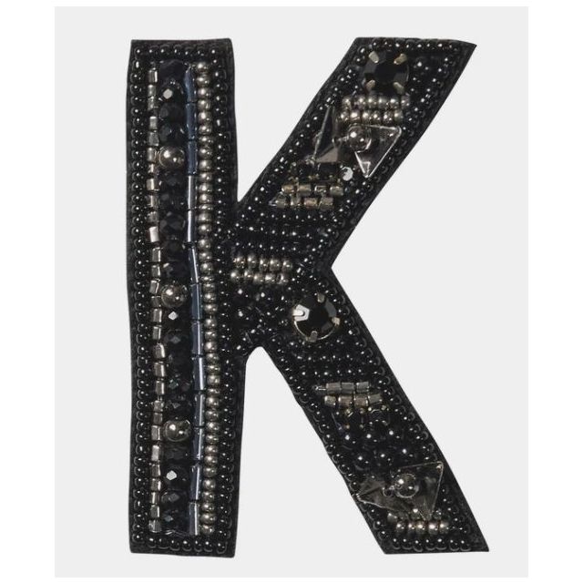 Broche K