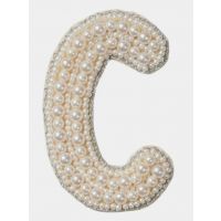 Broche c-*