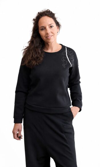 Sweater black