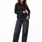 Clara black vintage