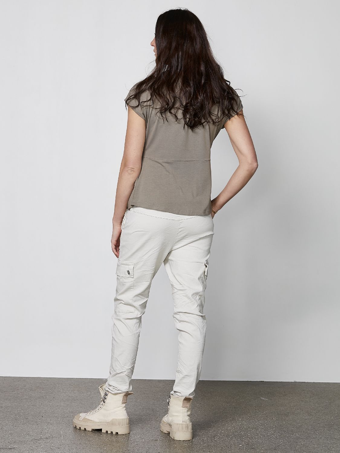 Yasmi Tee 8329-56-230