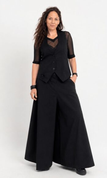 Tie neck vest black